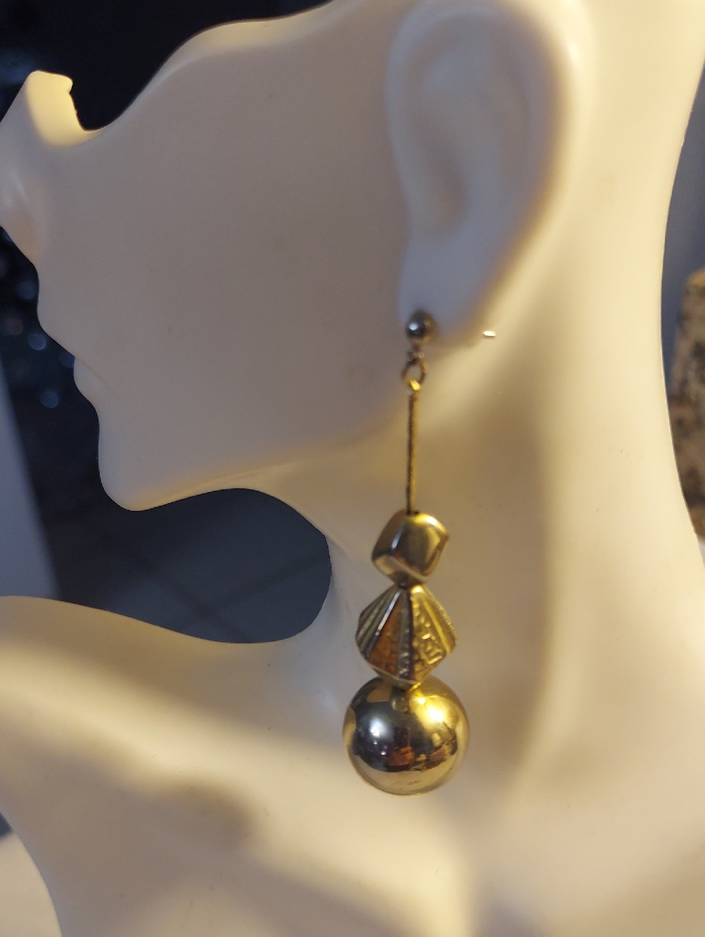 Goldtone Pierced Earring
